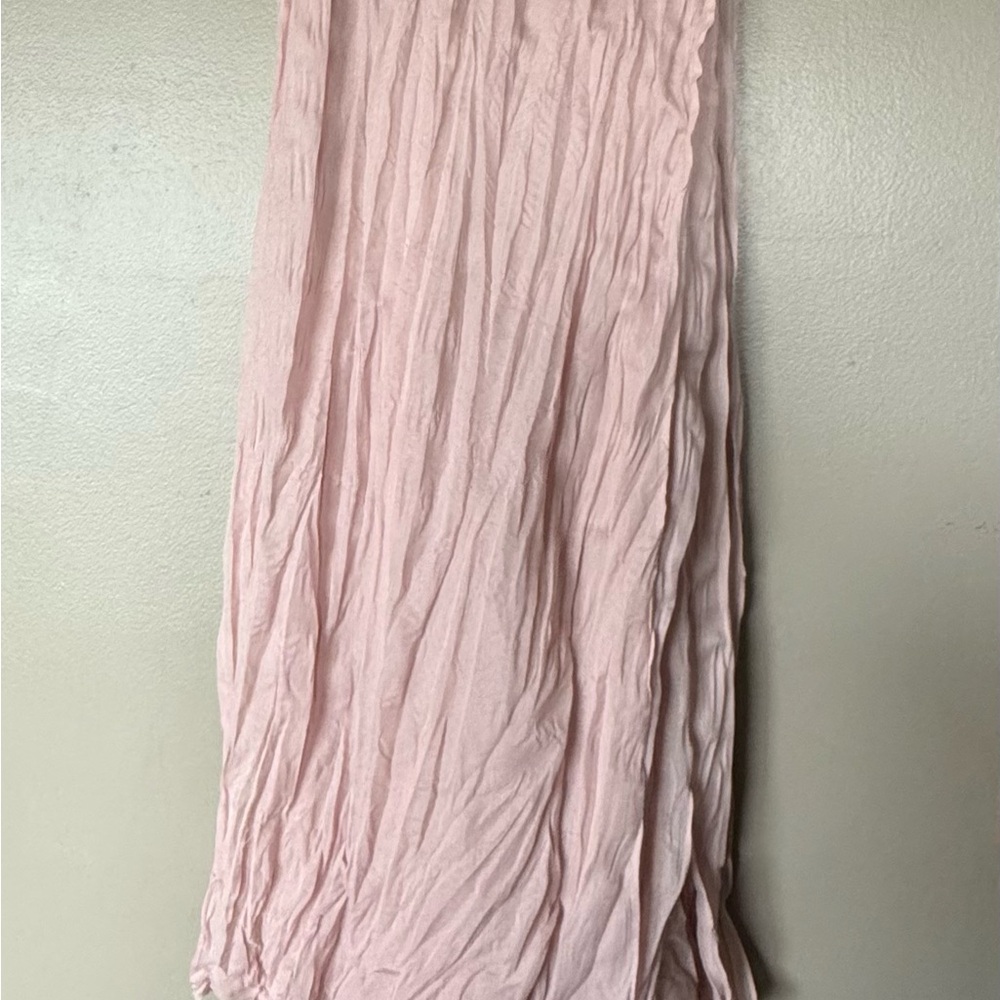 NWOT Elegant Long & Wide Soft Pink Scarf Wrap Crinkle Style w/ Minor Callouts - Picture 3 of 8